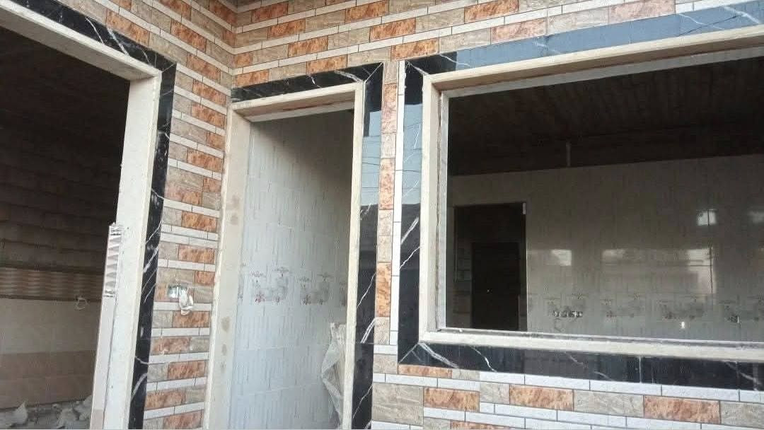 🔹 كادر الأخوين لأعمال السيراميك 🔹

نقدّم لكم خبرتنا في تنفيذ كافة أعمال السيراميك والبورسلين والكاشي والمرمر بدقة عالية ولمسات فنية مميزة ✨
نشتغل على البيوت، المجمعات السكنية، والمحلات، ونضمن لكم جودة في العمل والتزام بالمواعيد 💯

📍 العنوان: بروانة – حي الشرطة
💰 أسعارنا منافسة ومناسبة للجميع
📞 للاستفسار والتواصل: ***********

اختَر الجودة… واخلّي شغلك بيد أهل الخبرة 👷‍♂️�
