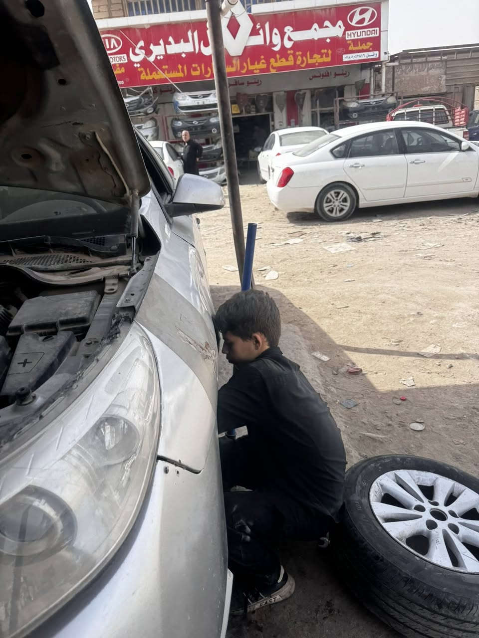 🚀عرض خاص🚀***********
                مجمع وائل البديري 
                   حداديه امامي خلفي رينو سافران من موديل 2009 الئ 2016. ***********. يوجد خدمات توصيل
