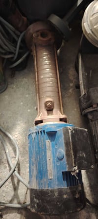 غطاس • مضخة مياه