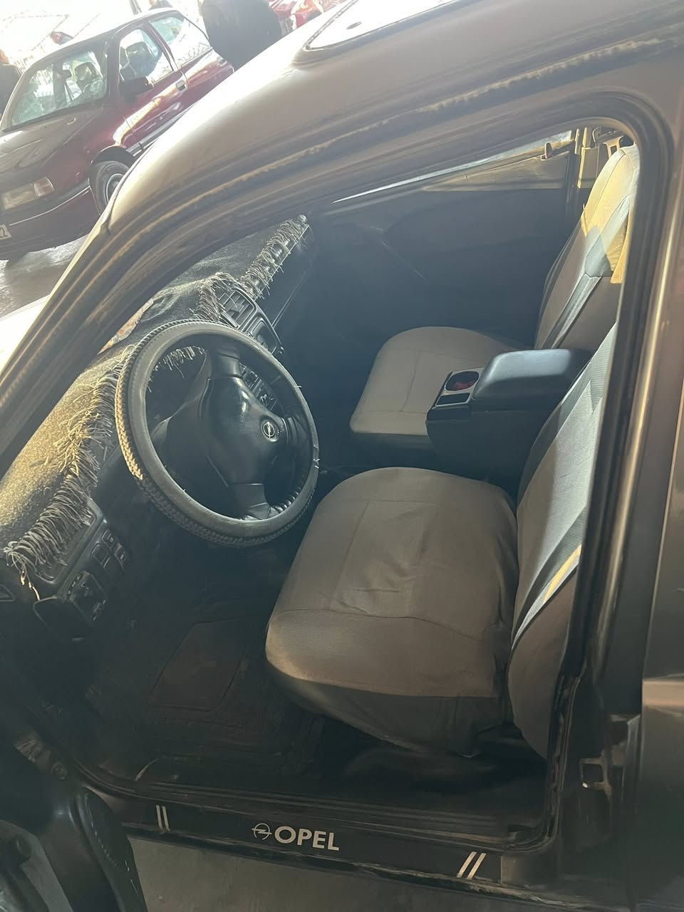 سلام عليكم فكترا للبيع حجم ١٦ كير محرك شرط باسمي رقم مشروع شرط تحويل كابون بنزين موجود  سعر ٣٧ بيها مجال / ***********) ملاحظه اقساط هم يصير
