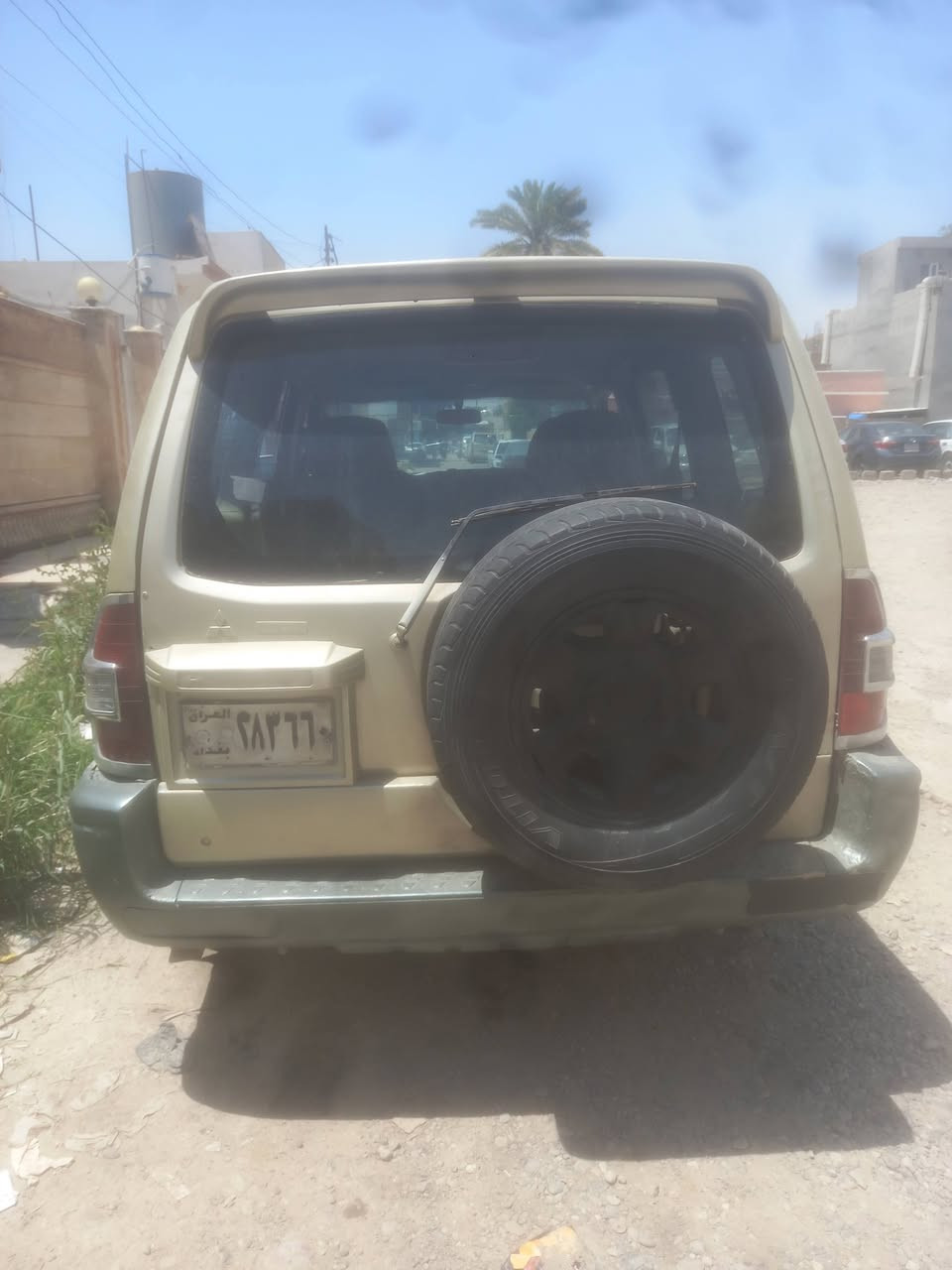 مكلف بنشر باجيرو موديل ٢٠٠٦ لبيع او مراوس هم يرهم ***********م
