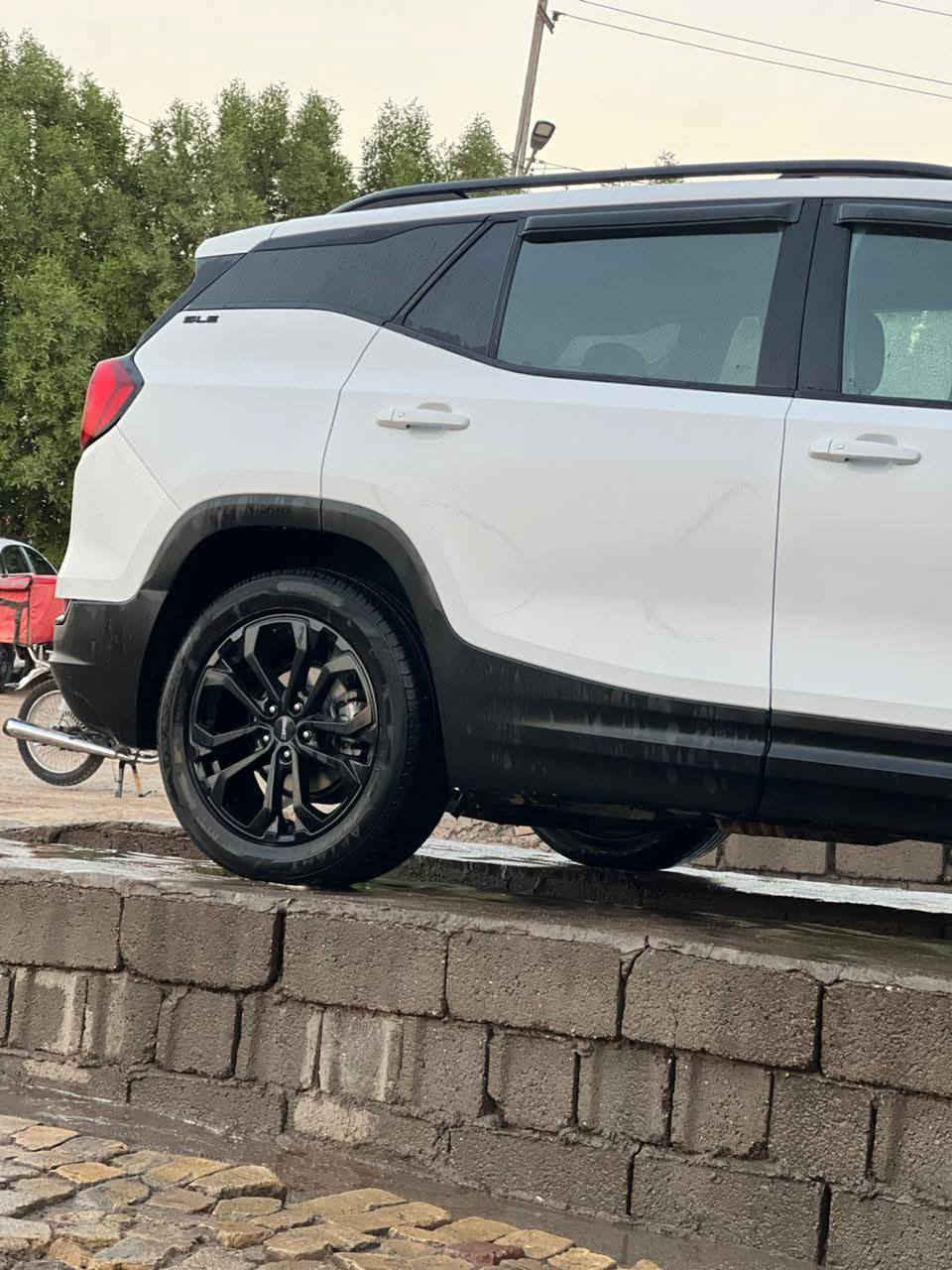 السلام عليكم GMC تيران 2021 
للمراوس  ب سيدونا  موديل 2016/2017/2018
السياره كفاله عامه من الضربه و الصبغ و التبديل فقط شبر بارد ب قبق الجنطه لا غير 
صور امريكا موجوده  ب المنشور 
فول مواصفات تحكم ستيرن شفتين امامي خلفي 
كامره خلفيه شاشه كبيره دواخل صاج  فتحة سقف  بعد بيها هواي مواصفات محرك 1500 تيربو رقم بصره الدولي ب اسمي مداور ثاني يوم 
***********
