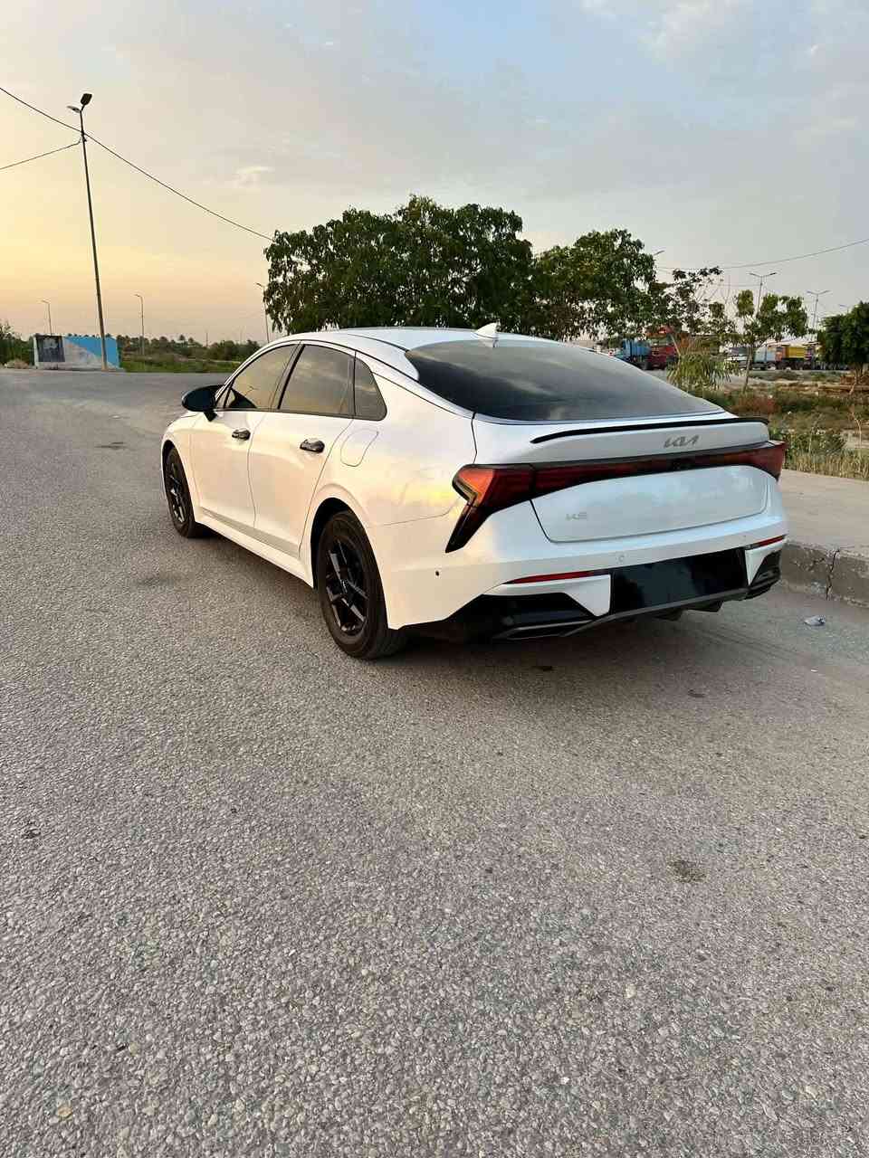 كيا K5
موديل 2025
ضررها مبدل بنيد وقبق جنطه 
بدون ايرباك 
فئه Lx
مرقم بابل شهداء
***********
