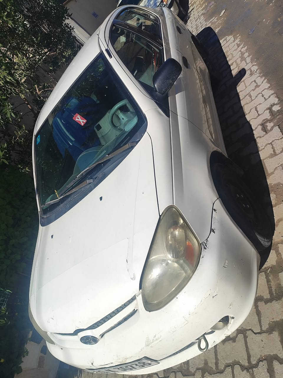 السلام عليكم تيوتا ايكو وارد خليجي موديل ٢٠٠٣
هزه جديده السيارة بلاديه بأسمي 
سنتر لك 🔒 
تحكم مري
بلكات جديده 
نوزلات جديدة 
مجاول جديده
قايش جديد 
باتري جديد 
اطارات جديده فقط واحد متضرر
النواقص تبريد + جبنة الكير ..
عنواني بغداد المنصور/ مطار المثنى مجمع دار السلام 
***********
السعر 52$
