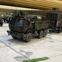 FMTV M1083 • مقياس 1/72 • حاوية MILVAN