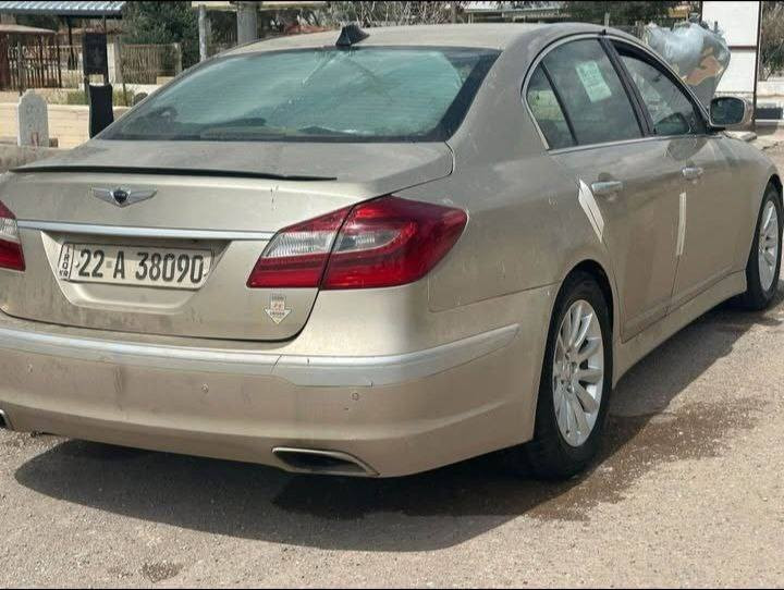 سلام عليكم عندي سياره (جينيسس) موديل (٢٠١٢ )وارد كوري عنوان بغداد سيارة خير من الله محرك مكفول( ٣٨٠٠) ( سعر) (100$) (اتصال واتساب📱 ***********)
