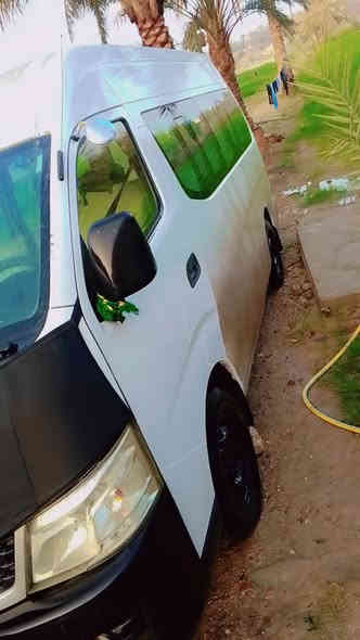 السلام عليكم نيسان يورفان 2014تخم تاير صدر جديد سياره بيه طخه بلبجم مامعمره  وبيه صبغات بلكصيره يم شوته  وصفحه طويله وره تاير سايق هم اكو ولباقي كفاله  ورجاءن لمو شراي لا يتصل  180وبيه قليل حك جيه ***********
