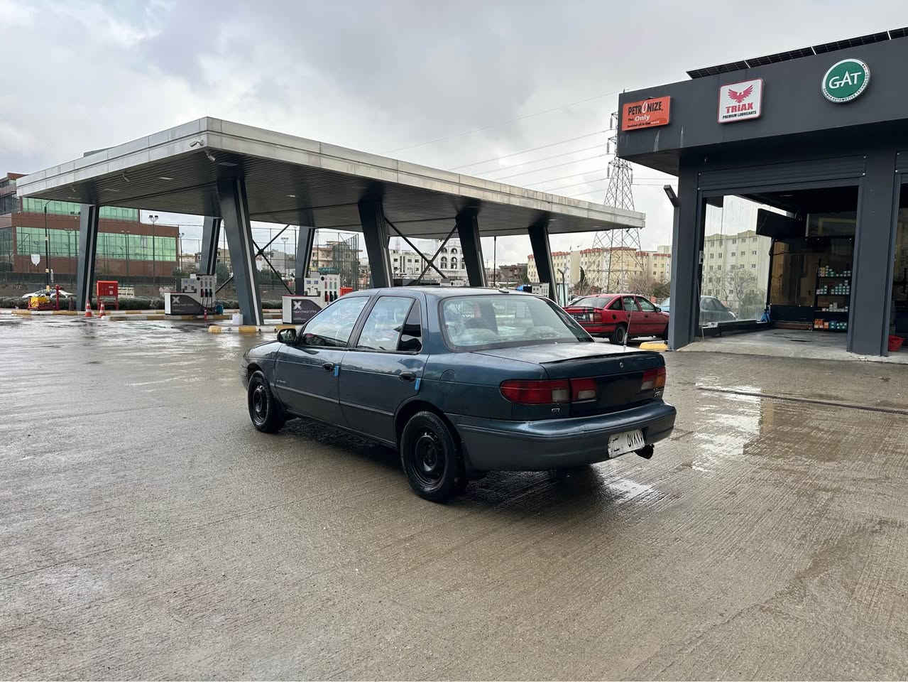 شوين سليماني
***********
كيا سيفيا ١٩٩٤
مه كينه ٨ به خ گير تو ماتيك ئارمي بلاسيك سليماني گيرو مه كينه به شه رتي ١٠ فيته ر كاره باي گه مي ته برد له سه سويج بي ده عم بي ليدراوي سه ياره كي زور بي مه سرو ف جاأيزه ٢٨ كه لا مه عامه ليكي برا يانه السليمانية, العراق
