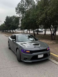 ألسلام عليكم جارجر جيتي 2019  سيارة لون اسمنتي بلاك بيها فقط جاملغ مبد...