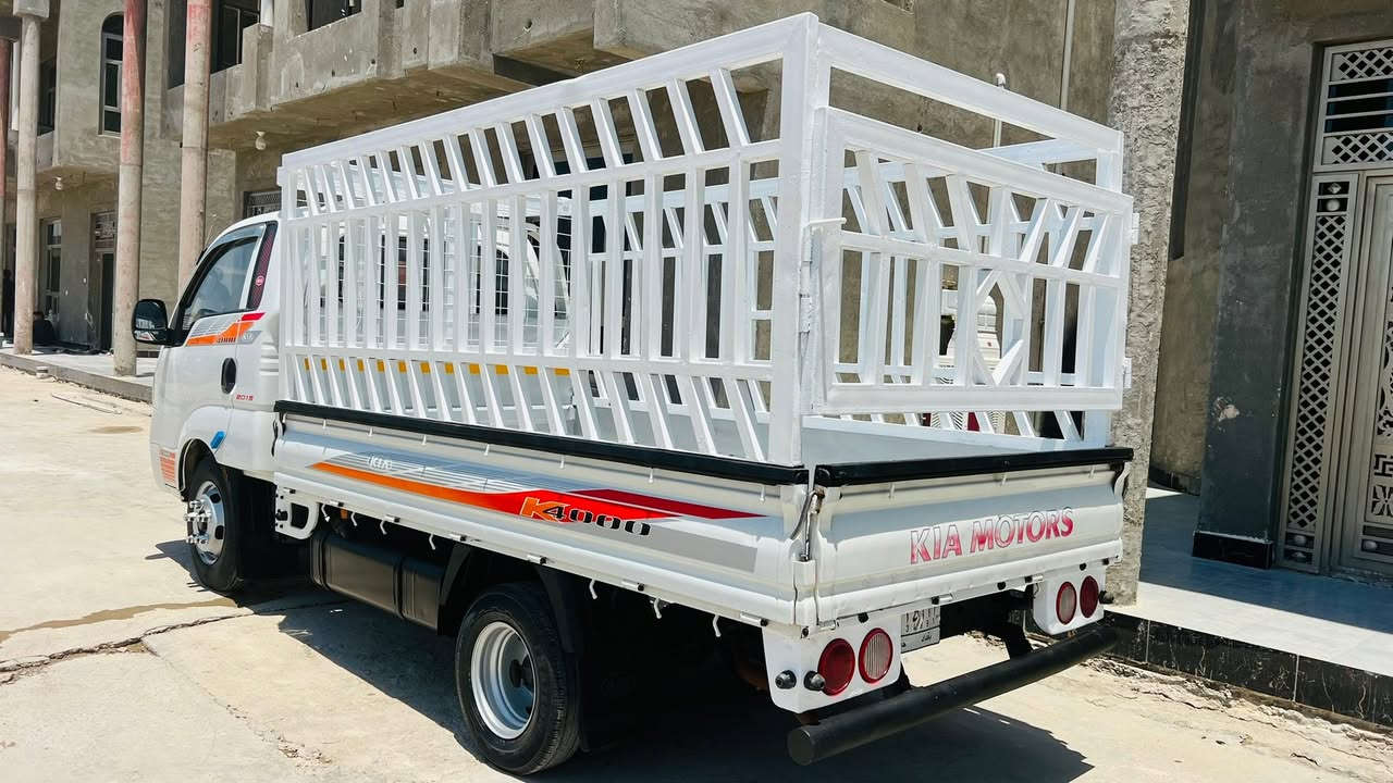 فحل 17 رقم بغداد مكفول ضربه وصبغ محرك جديد تبريد شغال محور تاير 14 وتانكي 120 لتر دوشمه كعربائيات جاهز السعر 135 مكاني فلوجه 
***********///***********
