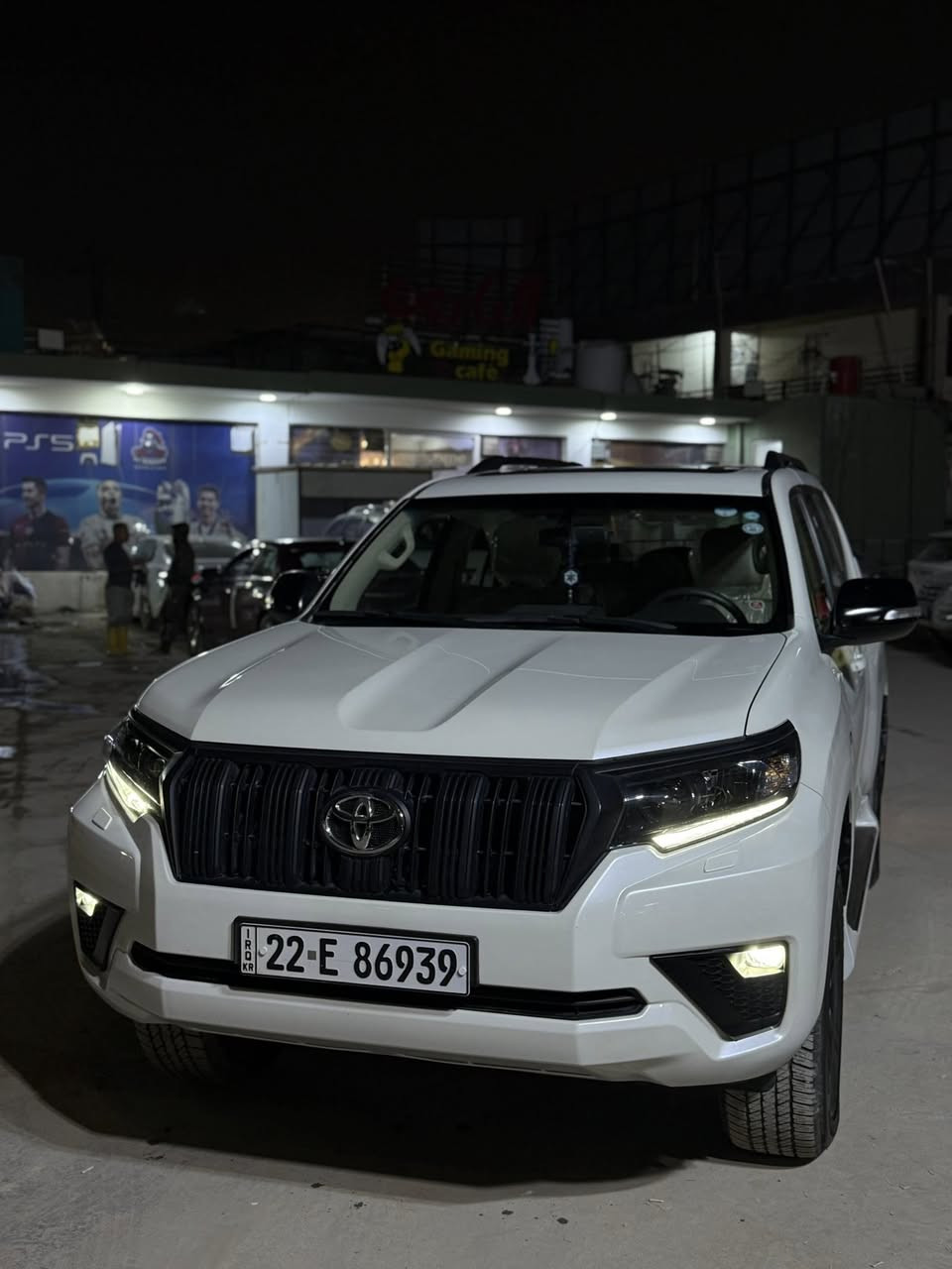 سلام عليكم
ليدور نظيف سيارة جديدة وبلعافية ع الياخذها ❤️
للبيع برادو 2023
TXS
رقم اربيل وبأسمي تحويل ثاني يوم 
الممشى (12000) كم 
V6 4000
فول مواصفات  
كشنات جلد 
كشنات كهرباء
فتحه 
بصمه
حساسات 
زراك 
هوك
دبل تانكي 
شاحن وايرلس 
تحكم ستيرن + مثبت سرعه 
اناره هالوجينيه lad 
اناره ترحيب بل ابواب
مري شفط
سبير ضاهري 
عدته كامله 
السيارة ماشاء الله عليها كفالة لاشخط لا رصعه لا بارد لاصبغ 

السعر :-
 ( 5 دفاتر )
العنوان :- حلة-مركز
للاستفسار :-
(***********)
