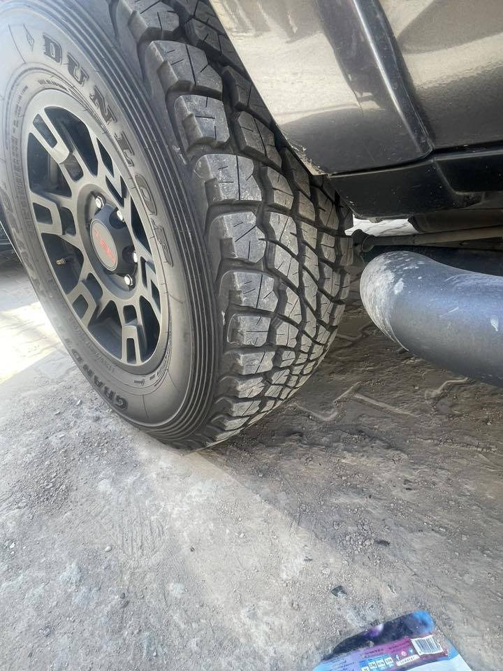 متوفر تخم دنلوب انتاج ٢٠٢٥ الاسبوع ٣١
قياس ٢٦٥/٧٠/١٧
At اول تيرين 
يعني نقشه خشنه بدون وحيف
١٠ طبقات 
يشتغل كل الظروف
مدينه 
رمل
طين
ثلج 
معروف سعر التخم بالوكاله مال دنلوب بمليون دينار 
مشتري شهر الواحد قبل شهرين ونص 
وسيارة ماطالعه خارج بغداد بعده بالجيس 
وصل الشراء موجود
وضمان ٥ سنوات 
للاستفسار عن السعر//***********
