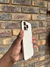 آيفون 16 برو ماكس • ٢٥٦ • بطارية ٩٦٪