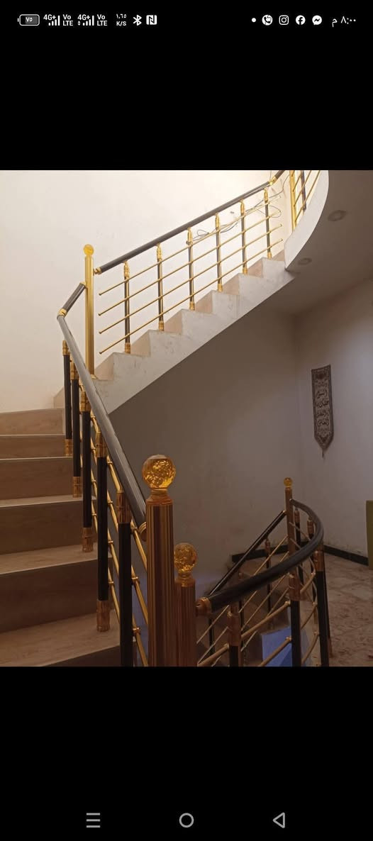 السلام عليكم ورحمه الله وبركاته 
اخوان دار سكني البيع 
المساحه 125متر 
لواجه 6وربع 
النزال 20
البيت قاطين يحتوي على أسواق 
رقم القطعة 30924
العنوان قرب الشهيد رائد
السعر 105مليون وبي مجال 
‏‪***********‬‏
