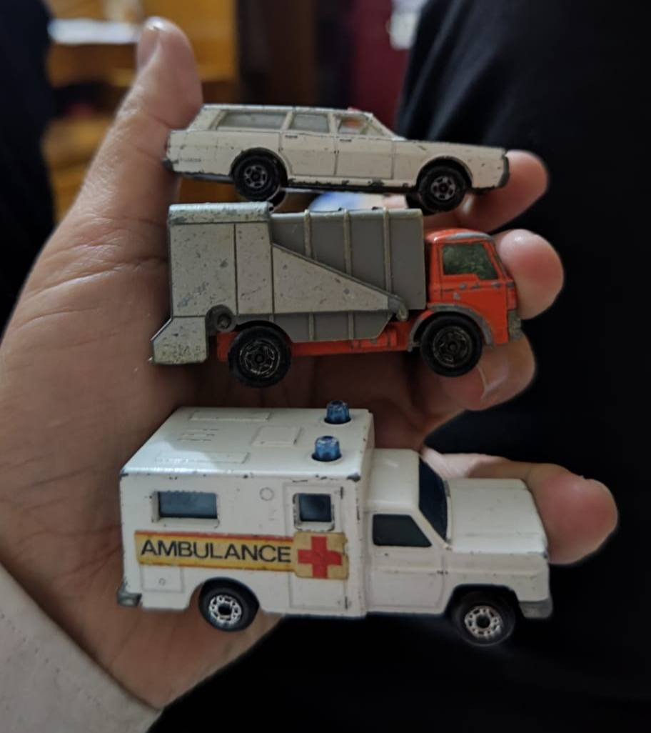 العدد 46 قطعة
سعر القطعه الف 
قطع أغلبهن ماجوريت وماجوبكس 
مكاني كربلاء توصيل ماعندي


**إذا كنت صاحب هذا الإعلان وتريد حذفه لأي سبب، رجاءا أرسل رسالة إلى الدعم الفني**