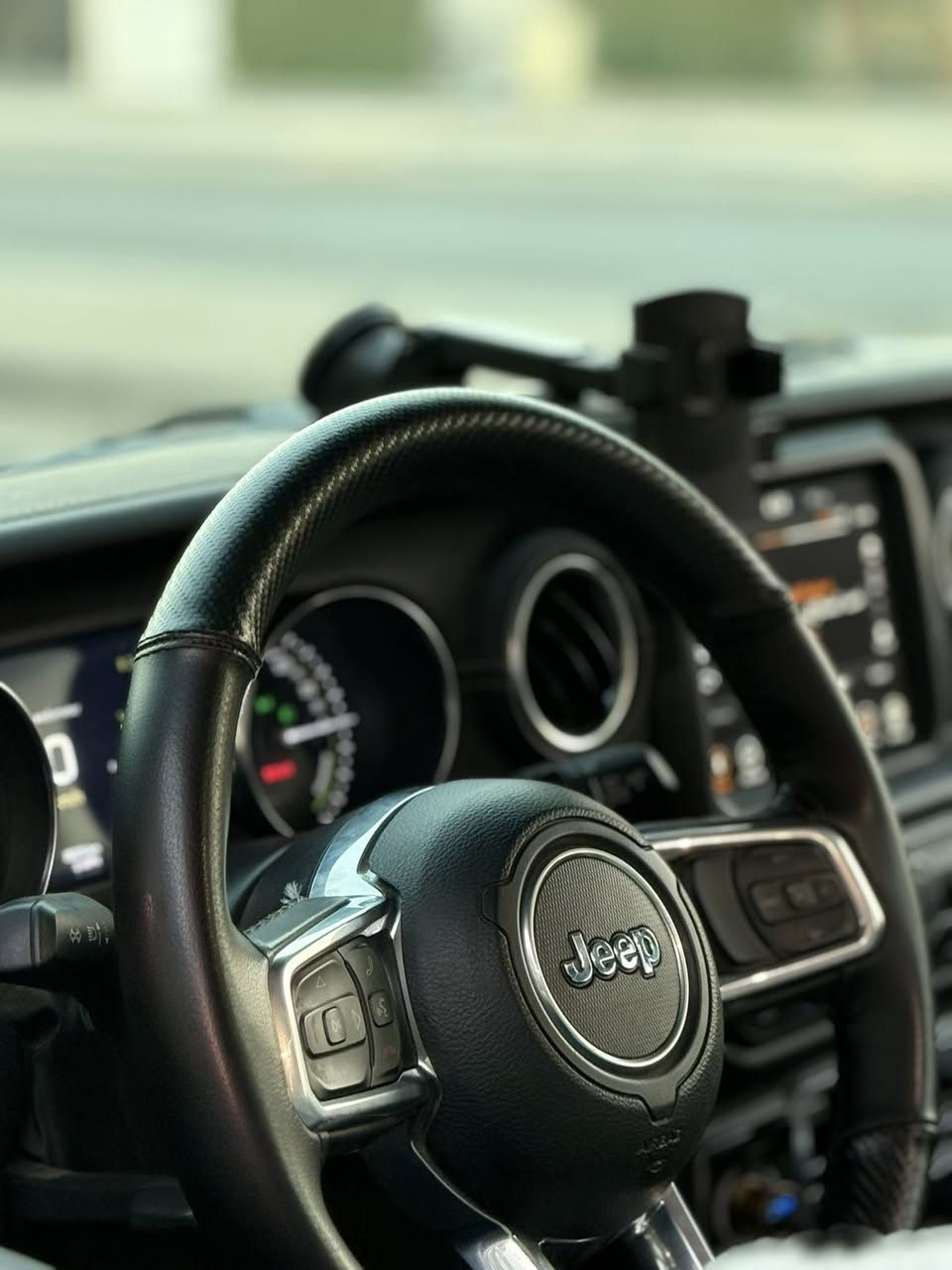 يا الله
السلام عليكم
جيب رانكلر 2023 هايبرد 4xe
‏SAHARA
دفع رباعي 
كير اوتماتيك
ماشيه 30الف 
تشغيل عن بعد
محرك 2.0تيربو
كشنات جلد 
سستم سماعات ILPINE
تدفئه كشنات وستيرن
السقف قابل للفتح /البيبان كذلك
تبريد قطعتين
تحكمات ستيرن
رقم بغداد 
السياره كامله مكمله 

السعر:30,000$ قابل للتفاوض

للاستفسار:***********
                    ***********
