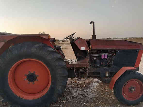 للبيع عنتر حجم ٨١ موديل ٨٨ رقم كربلاء تحويل كير محرك اكسن بشرط طخم تايرات السعر ٨ ونص  وبيها مجال .العنوان الموصل سهل نينوى.
هاتف *********** / ***********
