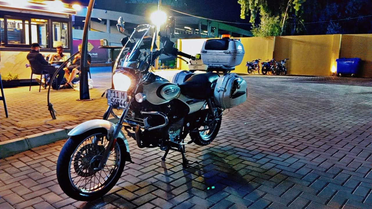 السلام عليكم دراجة افنجر كروز موديل 21 للبيع الدراجة مجفته وكالة كلشي بلادي شغالة مابيها اي مشاكل مرقمة انكليزي  رقمها بغداد السعر مليون وسبعمائة وخمسين الف مكان الدراجة اربيل للتواصل واتساب ***********
