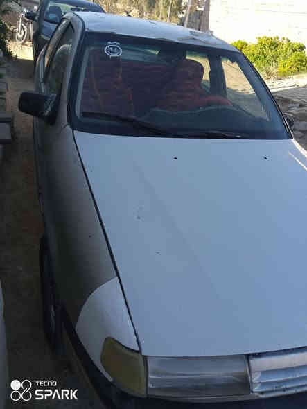 للبيع فكتره محرك 1800 سياره جاهزه وشرط التحويل وصاحبها داخل حديثه السعر22وبيها مجال للشراي المكان حديثه الوسطى نهاية الحولي وهذا رقم صاحبها ***********
