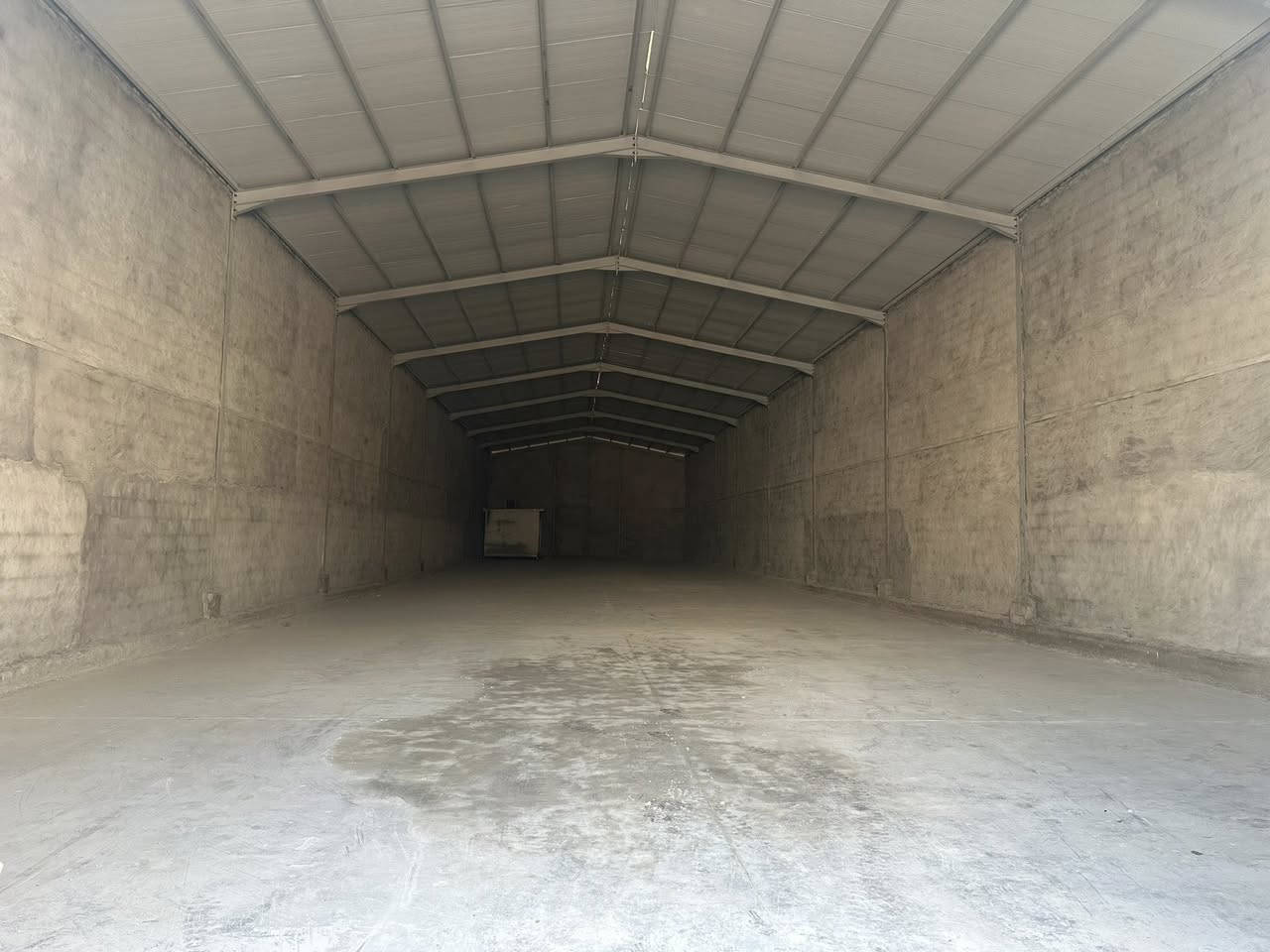 جملونات لإيجار  /بغداد عوريج طريق حله بغداد
مساحات مختلفه

300-500-660-1000

ارتفاع الجدان 6.5و ارتفاع الوسط 8.5

سندوبج ضد الحريق المكان جهاز ضمن مجمع

صفر صفر

للتوصل على الرقم ***********
