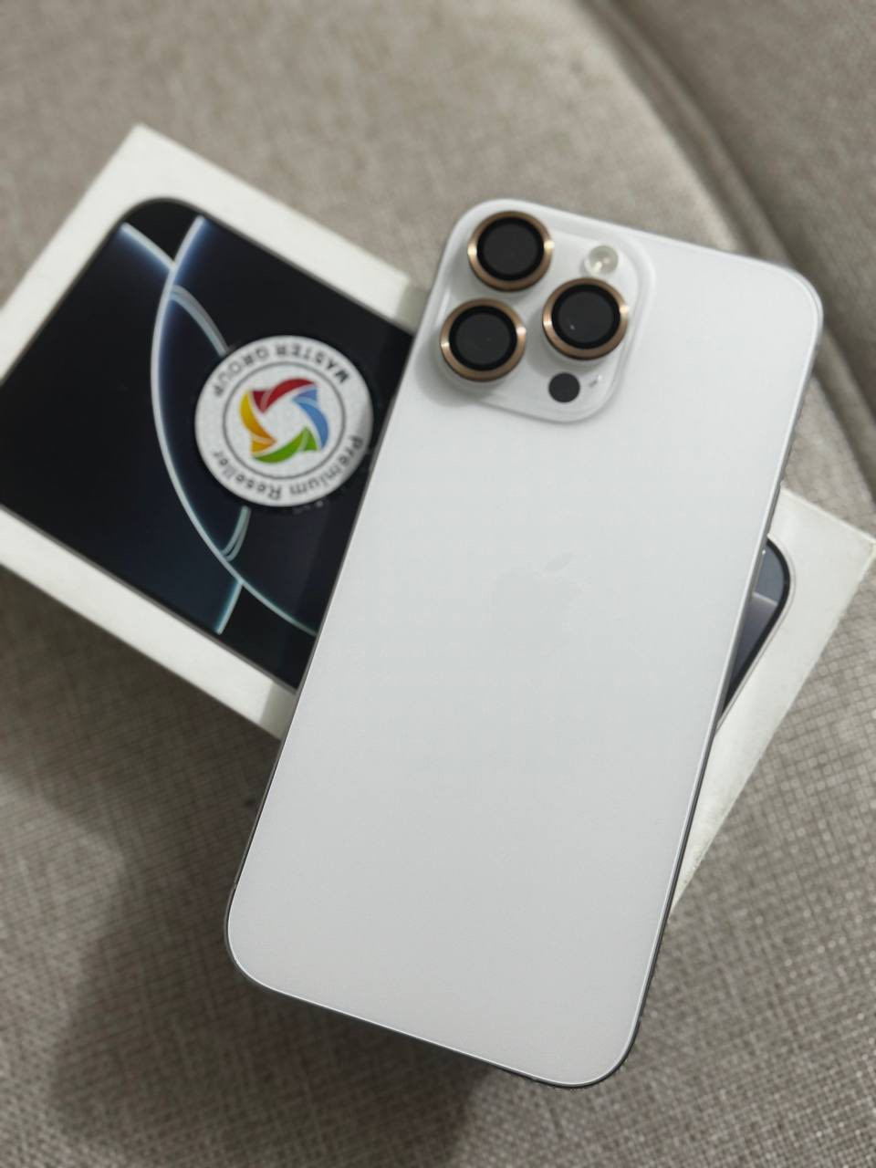 السلام عليكم
لبيع أيفون 16 برو ماكس ماستر لون أبيض ذاكره 256 
بطارية 100 مشحون 33 مره جهاز استخدام 3 اشهر بعده بضمان
وجهاز جديد ومكفول من زلغ وكسر 
سعر 1475 مكاني ديالى ناحية جديدة الشط 
للاستفسار ***********
