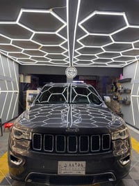 كراند شيروكي لميتد • ٢٠١٨ • فور ويل