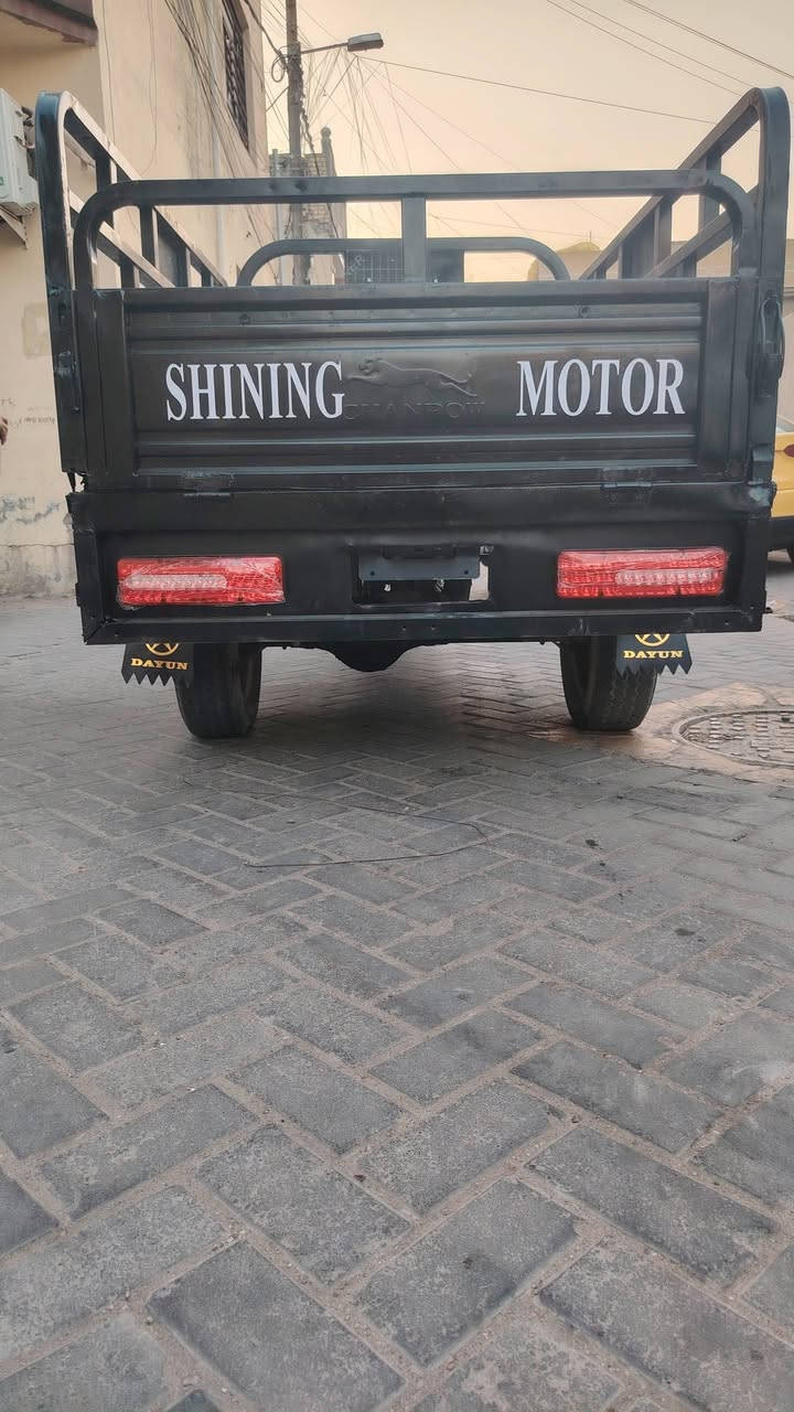 صقر موديل ٢٢ مكينه تخبل ونعره وفول ودبلات عوزهه وتايرات جدد بيهه نقص باتري *********** سعر مليون ٤٠٠
