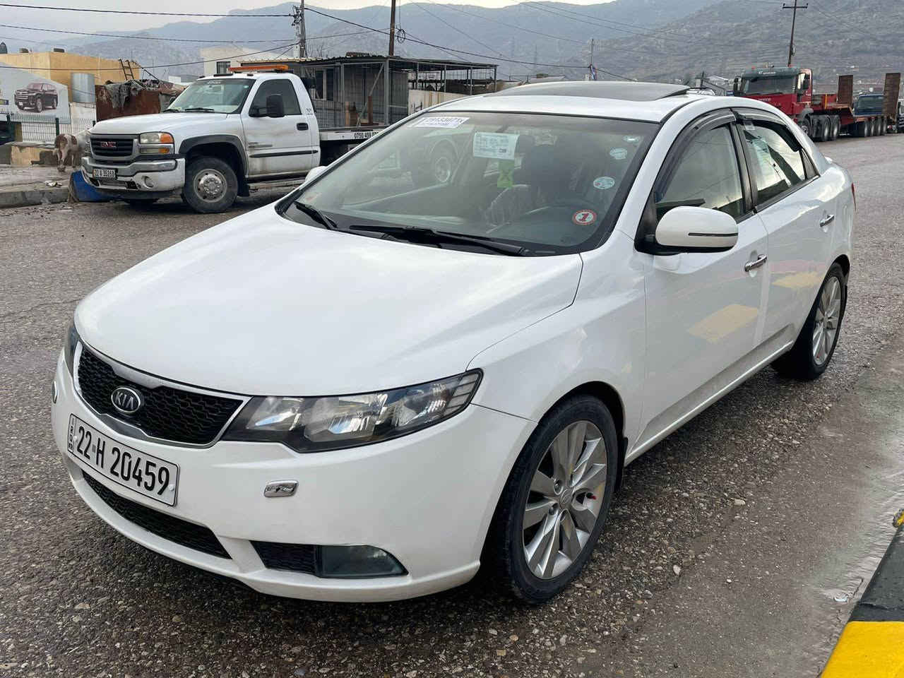 للبيع نقداً… كيا سيراتو موديل ٢٠١٢… وارد خليجي… فول مواصفات… كير اوتو… بصمة… سلايت… بيهه شويه صبغ اباب السايق الباقي كلهه وضع شركة ومابيهه ولا عيب… رقم وسنوية جدد… المكان دهوك… السعر ١١٥ ومجال… للاستفسار 
***********
*********** دهوك, العراق
