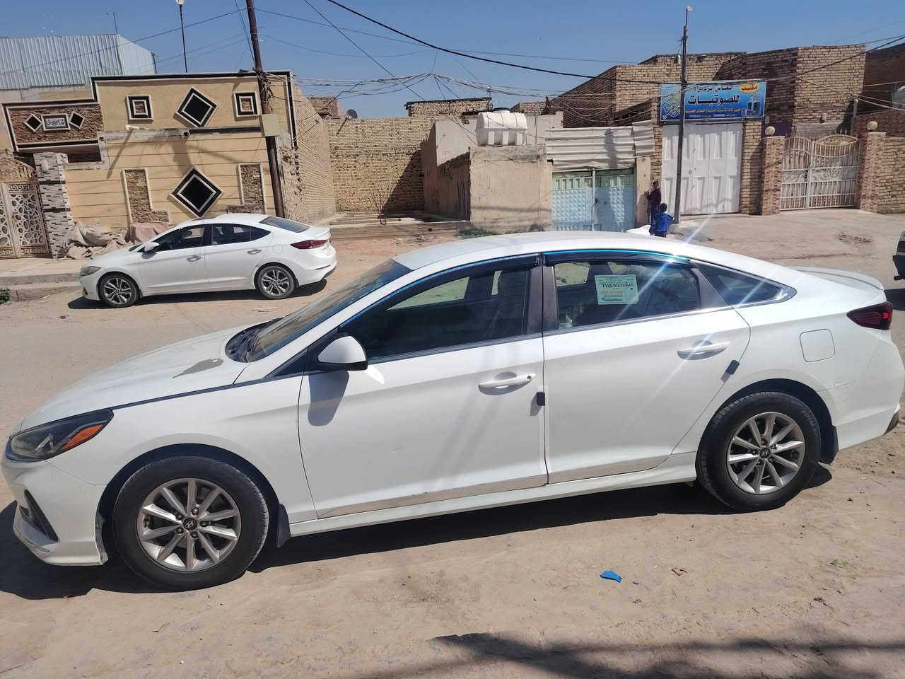 سوناتا موديل 2019
السعر 125 وبيها مجال حك الجيه
محرك 2400 مامفتوح
مكانهه الديوانية
***********
***********
