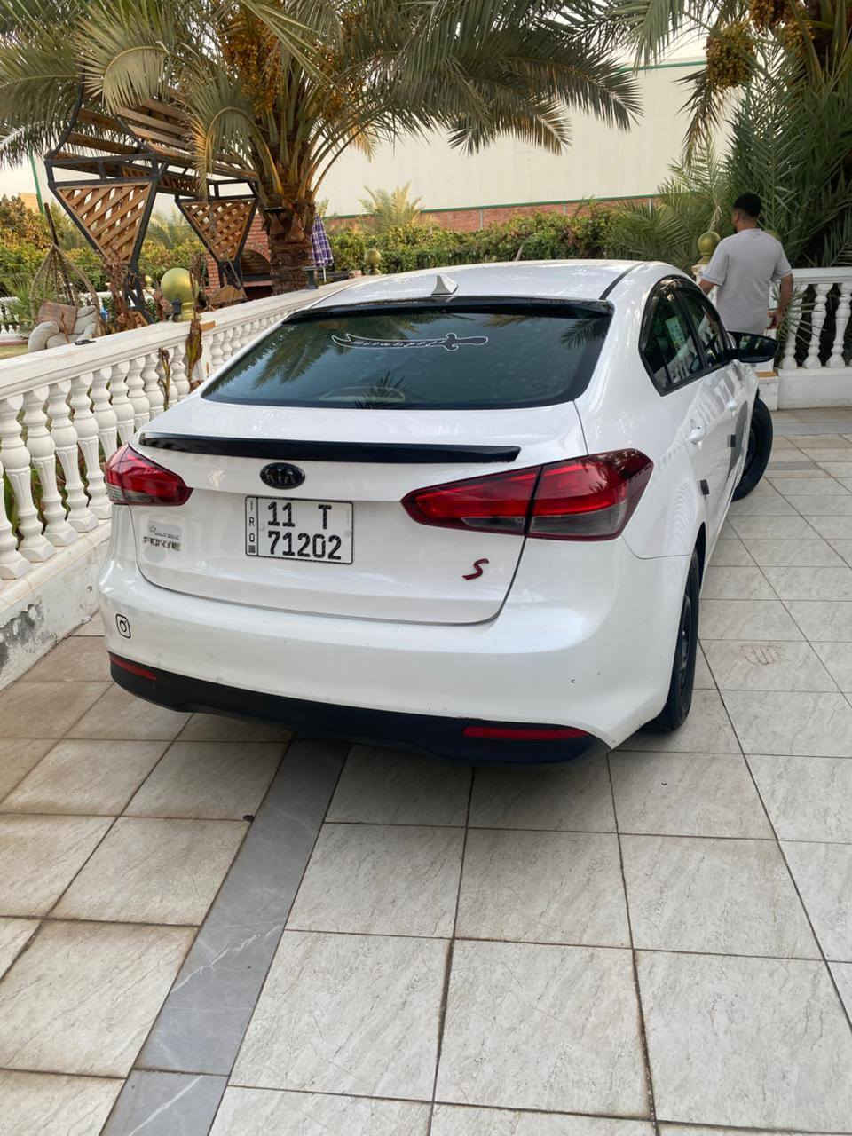 السلام عليكم فورتي ٢٠١٧
كلشي موضح بالسونار
شباب مستعجل ع البيع
مكاني الشعب
***********
السعر ١١٠
