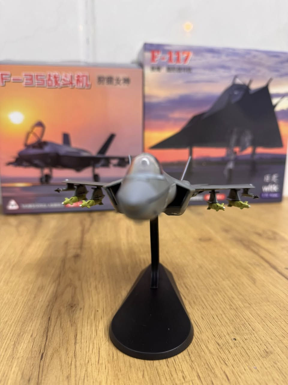 F-35A لوكهيد مارتن 
حجم1/72
معدن
للاستفسار تواصل دايركت
#مجسم_طائرة_f35
#مجسم_طائرات
#مسجم_طيارتت


**إذا كنت صاحب هذا الإعلان وتريد حذفه لأي سبب، رجاءا أرسل رسالة إلى الدعم الفني**