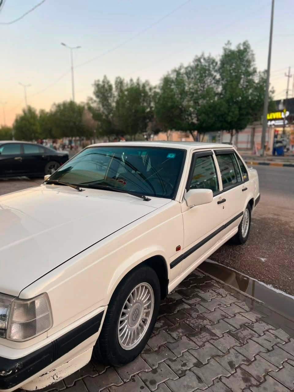 سلام عليكم
للبيع فالفو 940  موديل  94 رقم نجف بسمي هزه جديده  
تعمير جديد مكينه وكير وتبريد كله مكفول وجاهز سعرها 65 وبيها مجال ***********
