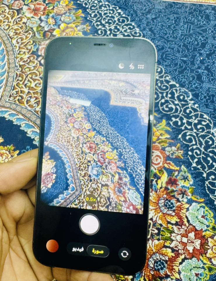 السلام عليكم ايفون 12برو مبدل بطاريه فقط واحده من الكامره واكفه جهاز كلش نضيف وبي ضمان سعر 250 وبي مجال حك جيه ***********
