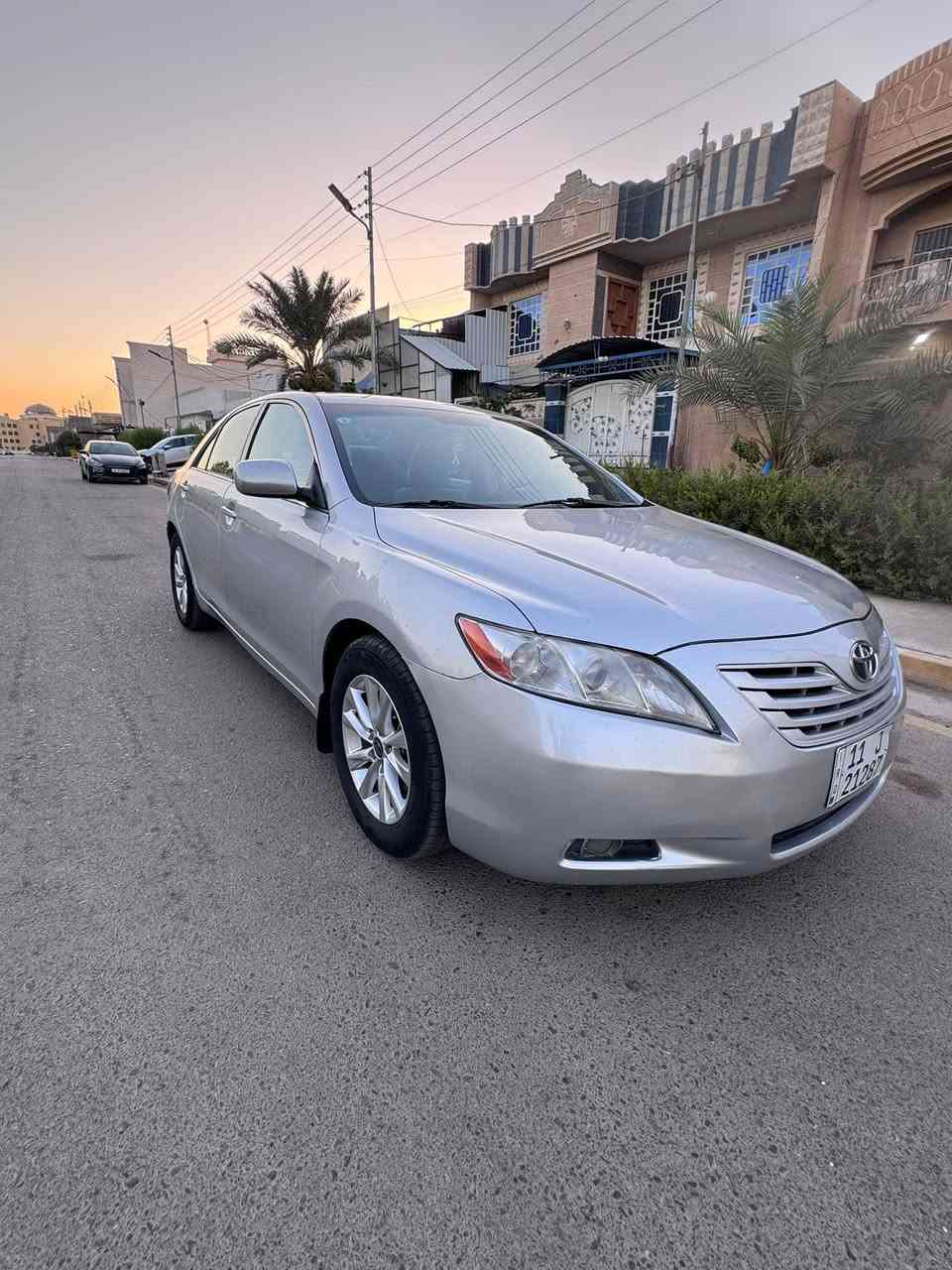 كلشي موضح بالفيديو اخوان

كامري 2009 وارد امريكي 

محرك 4/ سلندر 2400
رقم بغداد دولي شرط التحويل
السيارة استخدام شخصي اكثر من 8 سنوات السيارة على وضع الشركة ترايها زيرو ما شاء الله 
السيارة جاهزه على اخر حبايه كل نقص مابيه صدر تبريد كله جاهز
كير محرك مكفول بلادي لا تنقيص ولا تبخير 
السيارة ليبل واحد مابيها. ولا قطعه تبديل وذاكرلك بالفيديو كلشي بيها طخه بالجاملغ الخلفي ومصبوغ هوه والباب والجاملغ الثاني شخوط ونصبغ 

كل دواخل مابيها بجم كبس شركة 
اخوان السيارة مو مثل متجي وتطلع وتشوف ترايها شلون ناعمه مواصفاته معروفه كامرا خلفيه وتحكمات وغيرهن 
السعر 103 وبي مجال 
العنوان الفلوجة— الحبانيه 
للاستفسار الاتصال ***********
