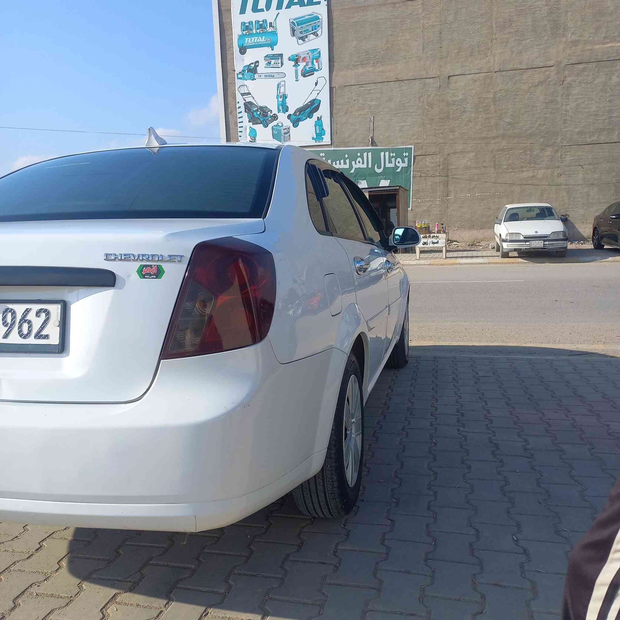 اوبترا 2011 للبيع
لون ابيض ✅

كير مكينه بشرط 

تخم تاير جديد 🆕 

صدر امامي خلفي جديد 🆕 

تبريد تدفئه كله شغال 

كير عادي 

رقم صلاح الدين الدولي شرط التحويل 

قطعه وحده صبغ فقط جاملغ 

السعر83💵 وبي مجال بسيط 

العنوان تكريت 

للاستفسار ***********
