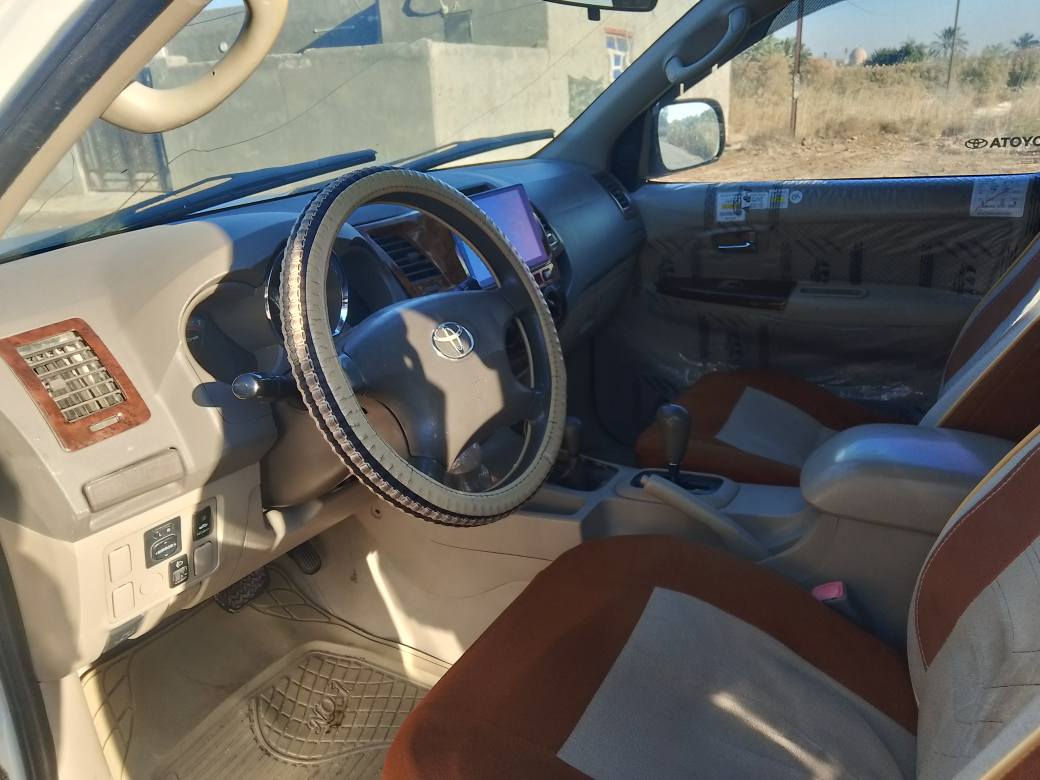 السلام عليكم سياره مكفوله من الضربا والصبق ماعدا الدعاميات مكينه وكير وتبريد كفاله دفع رباعي موديل 2009 السعر 140بيها مجال قليل عنواني الناصريه المركز *********** ناصرية, ذي قار
