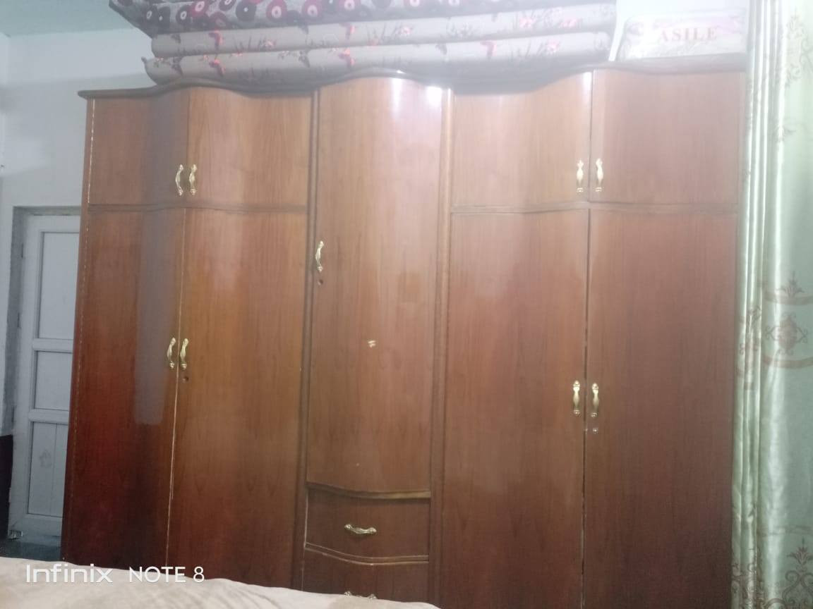 السلام عليكم مكلف ىل النشر غرفه خشاب لبيع الشراي الاتصال على الرقم *********** غير متواجد على الفيس
