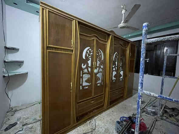 السلام عليكم عندي غرفه صاج درجه أولى كامله ونظيفه العنوان كربلاء طريق بغداد عامود ٩٠ الاستفسار ***********
