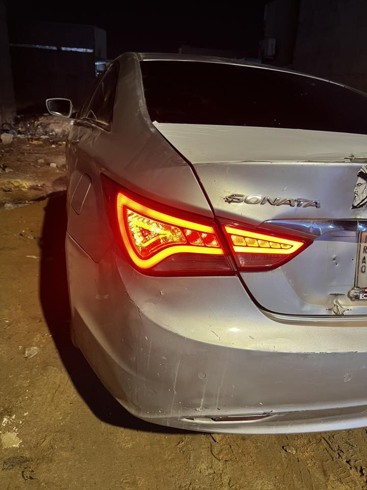 السلام عليكم سوناتا 14
فول مواصفات ماعدا الفتحه 
كير مكينه كفاله 
حداديه جديده 
تخم تاير جديد 
تبريد تدفئة كفاله 
كهربائيات كلها شغاله 
مضخمات ابلاديه 
تحكمات استيرن
اشاير بلمري بصمه 
دهن محرك جديد دهن كير جديد 
كشنات جلد سياره مال جناي متؤمه رقم وسنويًا طبق الأصل رقم وشاصي وسنوياً شرط شغل مضبوط  السعر 47رقم ***********
