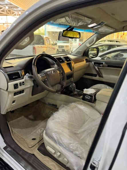 سلام عليكم
لكزز GX460 
موديل 2018 بريم بريم اصل باب اول 
 سيارة داخل ابيض اوف وايت
رقم سليمانية بسمي هزة فحص جديد 
مواصفات 
جكات 
شاشات 3 بلاديات
رادار امامي + جانبي
كشنات حار + بارد + ثنين كراسي كهرباء
كشن سايق خزن مموري
اربع كامرات 360 
ستيرن كهرباء خزن + ستيرن تدفىء
اتو بارك تصفط وحدهي
13 سماعة + دمام 
كشنات خلفية كهرباء 
تشغيل عن بعد 
فتحة بل سقف
ريموند شاشات 
بصمات اثنين مع كودات 
اعلى مواصفات بل لكزز فول للاخير 1/1
رقم الهاتف ***********بي واتساب
