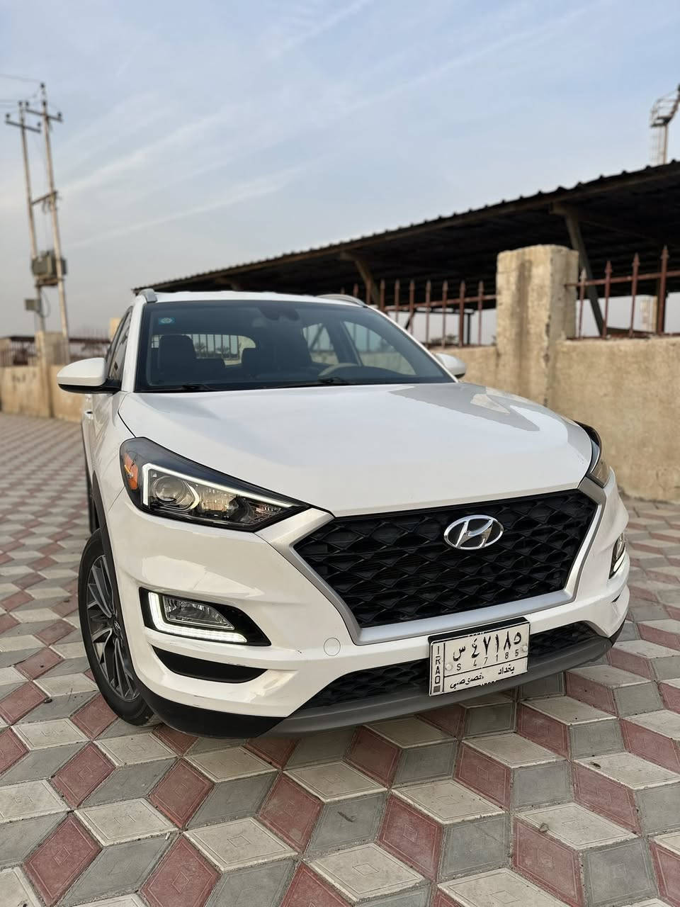 سلام عليكم توسان 2021
رقم بغداد تحويل ثاني يوم
مكفوله كفاله عامه  حته من البارد سونار ابيض شرط 
ماشيه 39 حقيقي شرط الفحص 
جديده بمعنى الكلمه
موصفات:  بصمه تشغيل 
بصمه ابواب
رادارات جانبيه 
اشاير بلمري
تبريد قطعتين 
اوتو هولد
سايد بريك بصمه 
وباقي الموصفات كدامك 
مكينه 2400
سياره تخم تاير جديد
عليه منضومه زنون
السياره وارد امريكي حادثه كسر دعاميه خلفيه فقط كلين يعني  سونار وصور الحادث بلمنشور
مكاني ديالى بعقوبه 
للاستفسار ***********
***********
