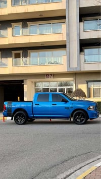 دوج رام • محرك ٥.٧ • ٤٤الف