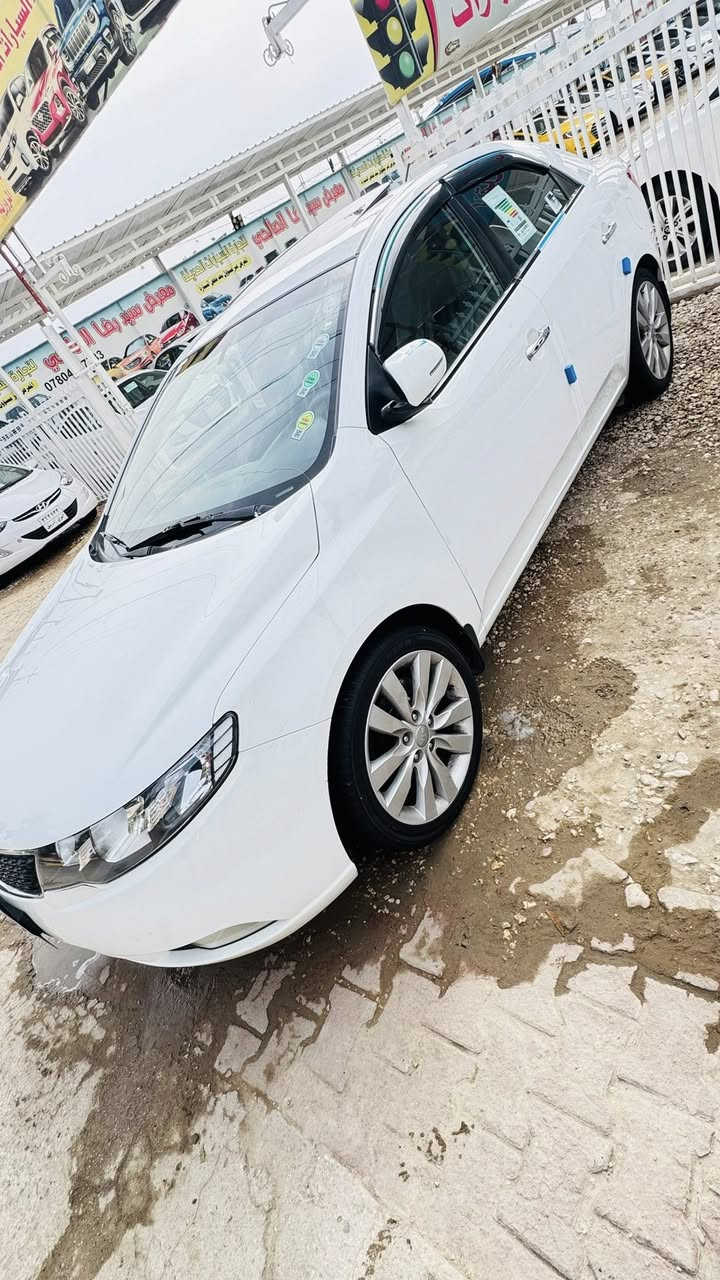 سيراتو 2012 فول مواصفات ماعده البصمه كفاله من الصبغ والتبديل ماعده بارد بل باب رقم أربيل الأماني كير مكينه تبريد بل كارتون ما نقصه شي سعره 106 وبيه مجال بسيط مكاني طويريج 
***********
