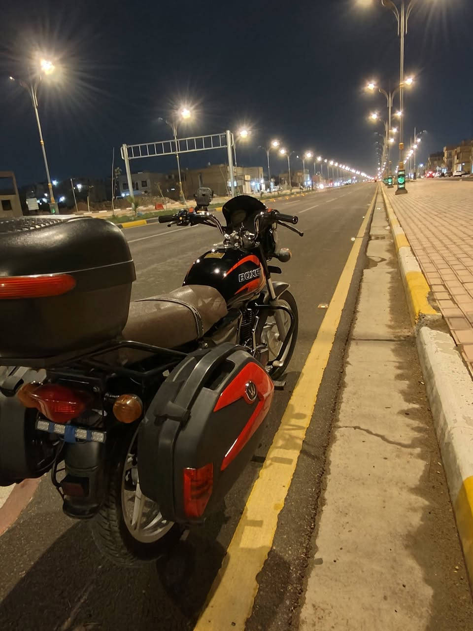 دراجة بوكسر أوراق اصولي لبيع مكاني كربلاء محرك دايون نفخ 200
السعر خاص ***********
