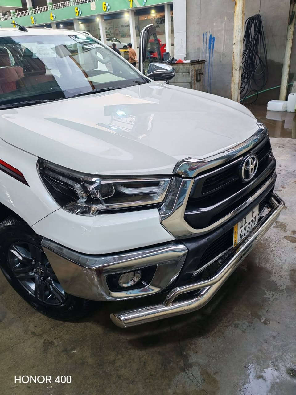 تويوتا هايلوكس 2025 SAS
فور ويل 4×4
ماشية  16 ألف كم فقط بعده بالضمان
مكفولة كفالة عامة 
مدوشمة كاملة مع درع أمامي وخلفي
حساسات خلفية ووهوك 
حالة ممتازة جداً.
رقم بغداد الجديد باسمي 
السعر : 357
*********** بغداد, العراق
