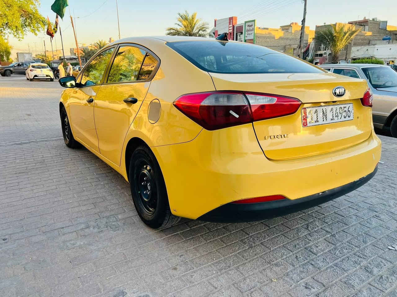 السلام عليكم للبيع كيا فورتي موديل 2015محرك دوش المرغوب حادثه مرفق بل منشور سياره خير من الله حادث امريكا فقط سياره جاهزه من كلشي. تخم تاير حداديه باتري دوشمه عام مكينه كير خير من الله تبريد ثلج سياره ماشيه 175 عنواني بغداده
السعر 108
***********
