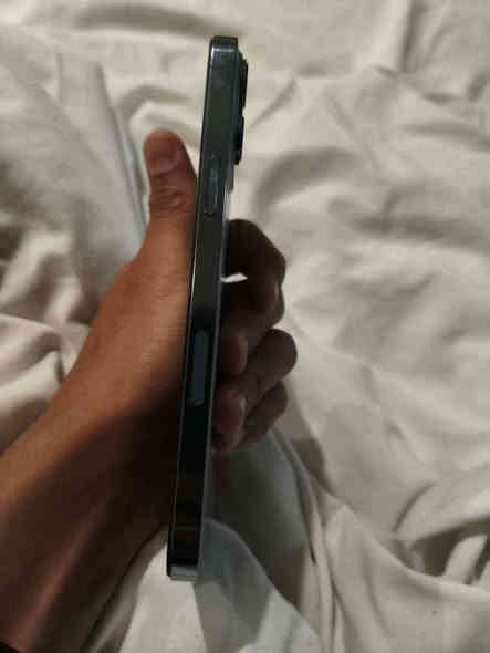 سلام عليكم. شباب ايفون 13برو ماكس لون مميز بحري جهاز تخطي  بس امبدل شاشه او بطاريه  اوفيس ايدي واكف سعر 250قفل قفل يعني اذا تاخضه بس برامج او العاب او تصوير انته مستفاد 👍🏻وتساب فقط ***********
