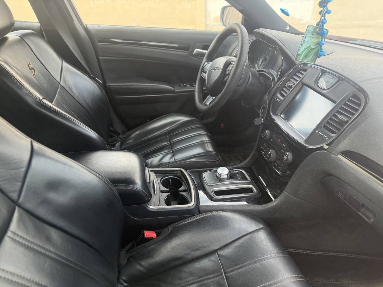 السلام عليكم البيع مديل17 مرمزه 23ابسمي بصره فول عده الفتحه سي السعر 190بي مجال ***********البصره
