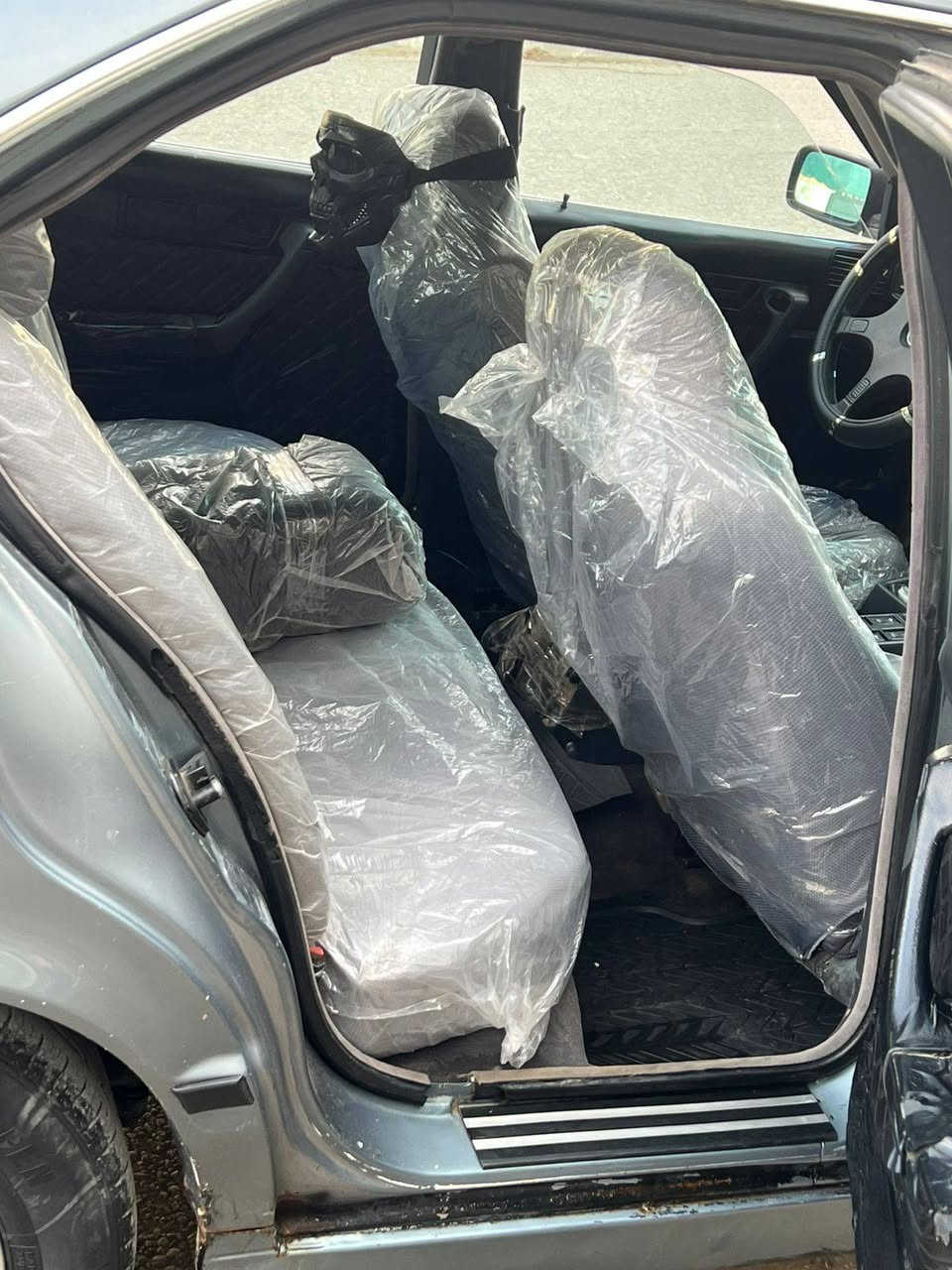 بيءم 525مفتوح كير عادي سيارة بسمي سنوية لل30سيارة بدون ضربة بدون دواخل بدون خياس كير مكينة كهرباءيات نضيفات بيهة خيط بخار فقط سعر 42بي مجال مكاني كركوك ***********
