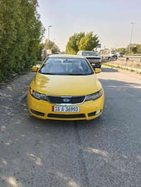 كيا فورتي 2013 مكينه الفين رقم بابل انكليزي مصفرة من كلشي وهزة جديده و...